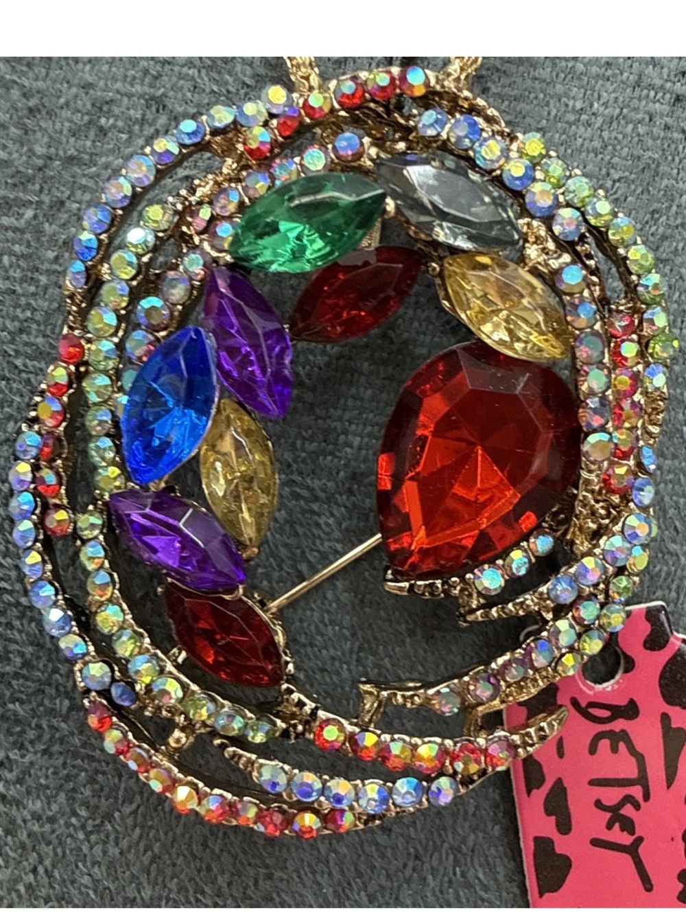 Betsy Johnson rare Multicolor Crystal Wreath Pendant brooch Necklace - - Picture 14 of 14